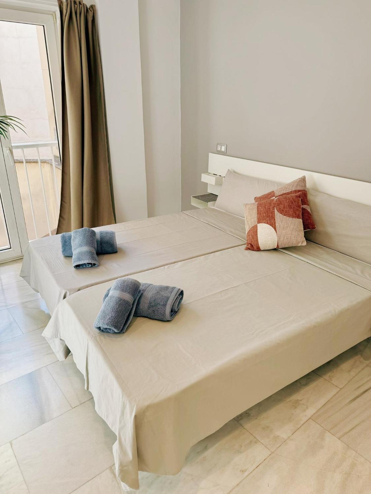 Apartamento Viktory New York Valladolid Esterno foto